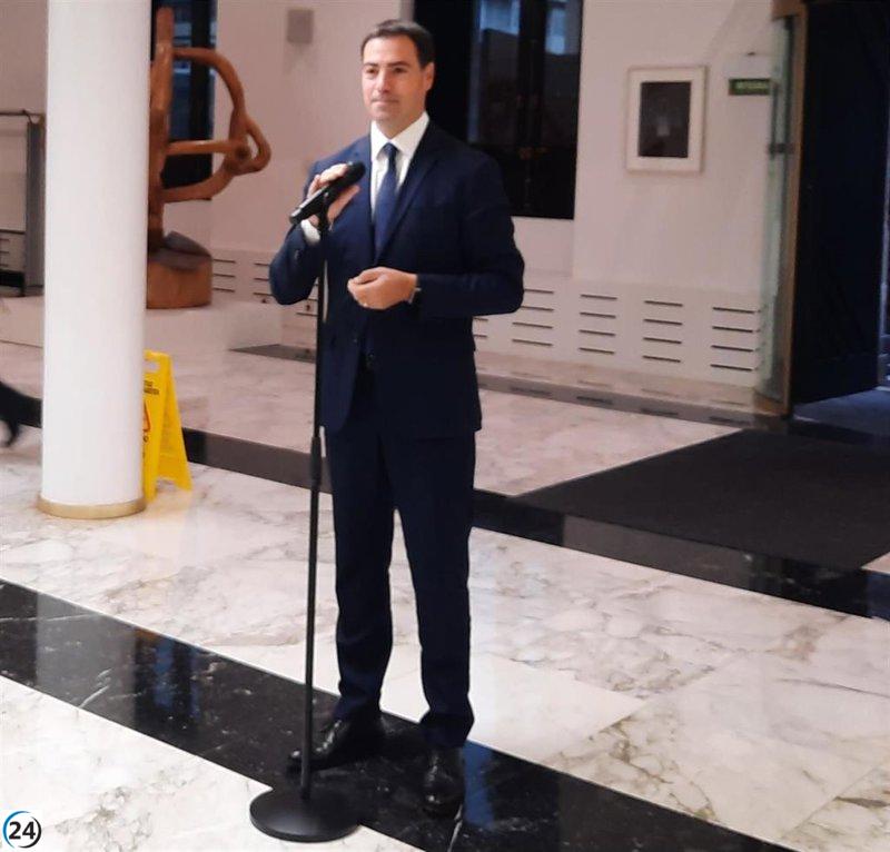 Pradales desacredita propuesta presupuestaria de EH Bildu como meramente una táctica política.