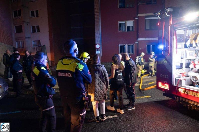 Residenciales de Barakaldo quedan inhabitables tras incendio devastador.