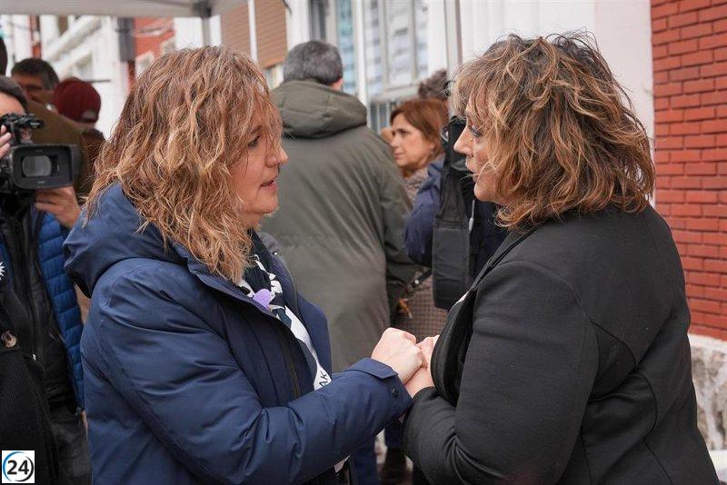 Andueza insta a la alcaldesa de Mondragón a conservar la dignidad de las víctimas en homenaje a Carrasco.