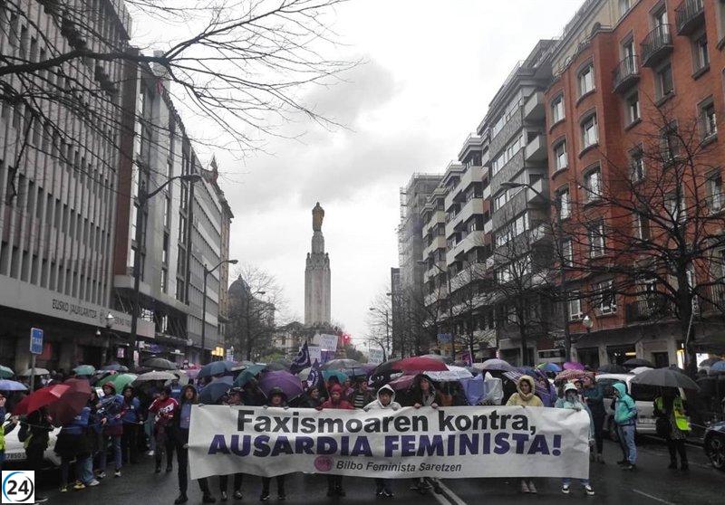 Masiva protesta en Bilbao exige valentía feminista frente al fascismo.