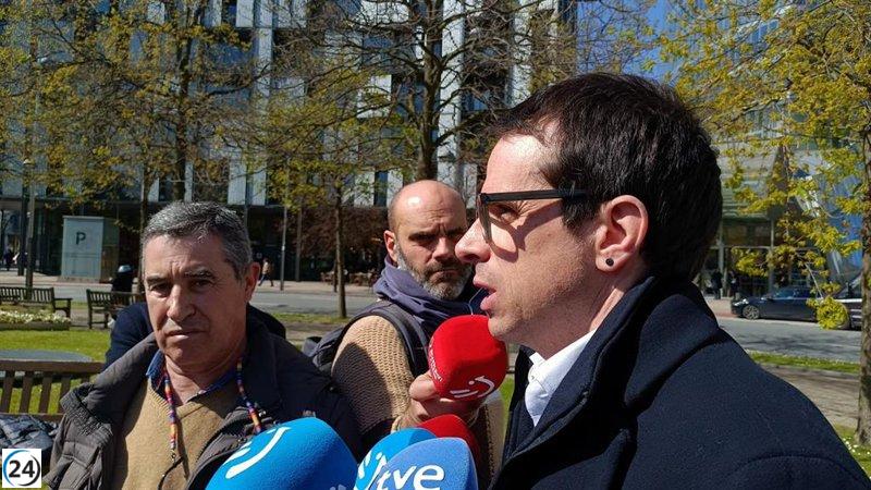 EH Bildu propone a Confebask iniciar negociaciones sobre el SMI y solicita al Gobierno Vasco que actúe como mediador.