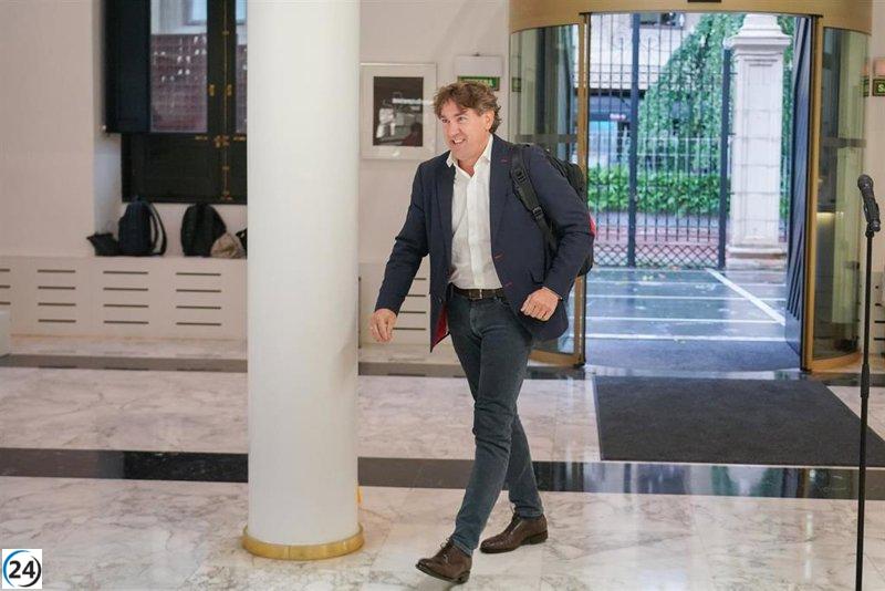 PSE denuncia que los comentarios de Javier de Andrés sobre menores migrantes reflejan la dominancia de Vox en el PP.