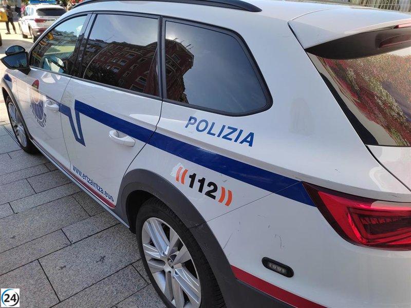 Arrestan en Barakaldo a un hombre por asalto y robo del bolso a una mujer.
