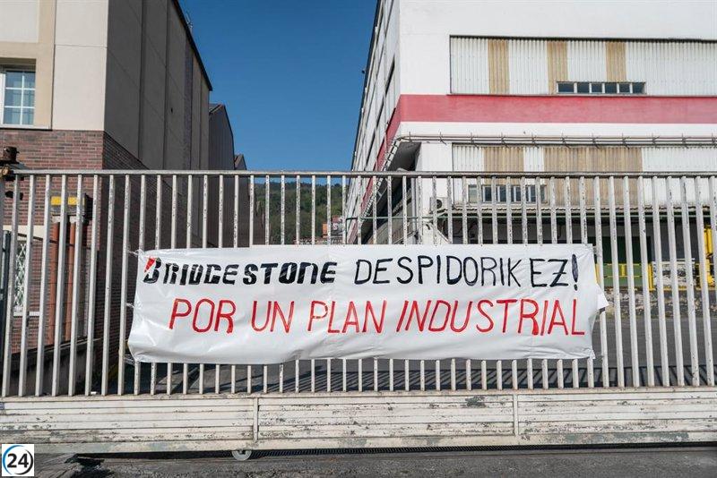 Trabajadores de Bridgestone Basauri inician este viernes una nueva huelga en protesta por el ERE en negociación.