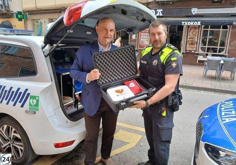 Policías de Barakaldo rescatan a un hombre con un desfibrilador tras un incidente violento.