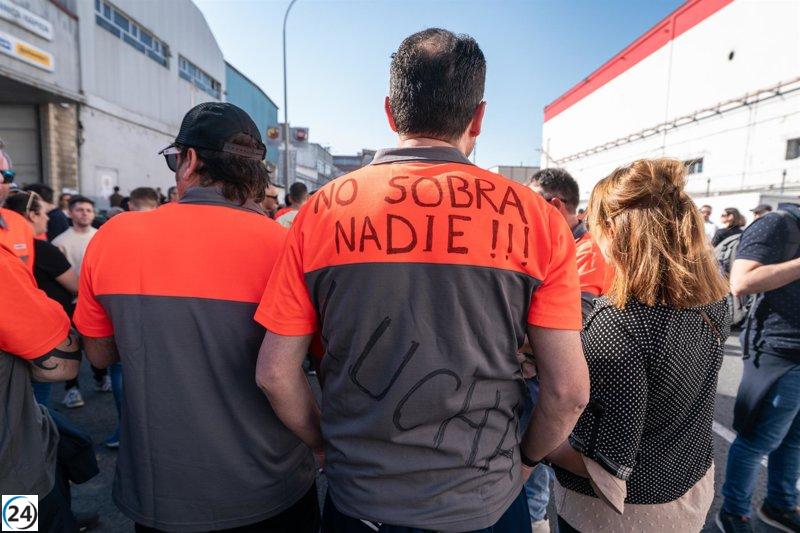 Bridgestone reduce el número de despidos en Basauri a 232 y en Puente San Miguel a 188.