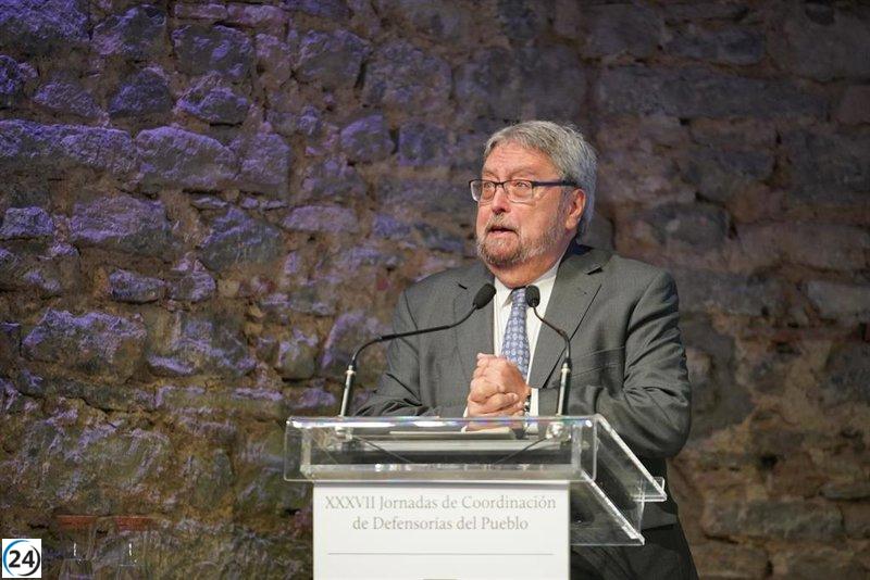 Ararteko aboga por simplificar trámites tributarios al quitar la obligatoriedad de usar software específico.