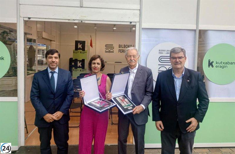 Eduardo Mendoza y Katixa Aguirre destacan el poder transformador de la literatura contra la violencia y el conflicto.