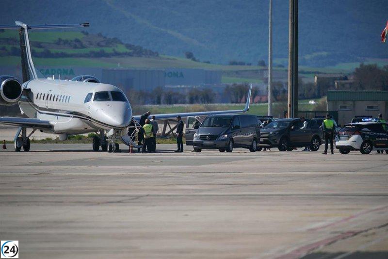 VIA presenta un estudio sobre el futuro de las infraestructuras del aeropuerto de Foronda.