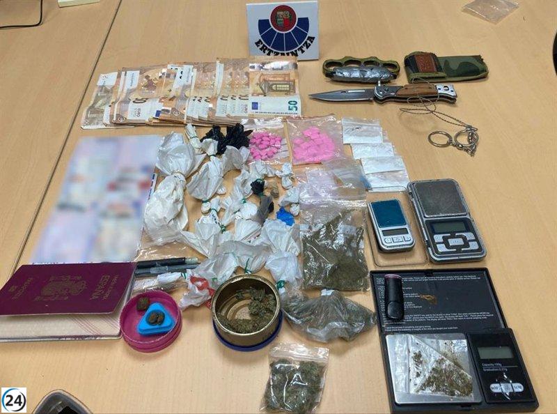 Arrestan a un adolescente por narcotráfico en una discoteca de Lemoa (Bizkaia)