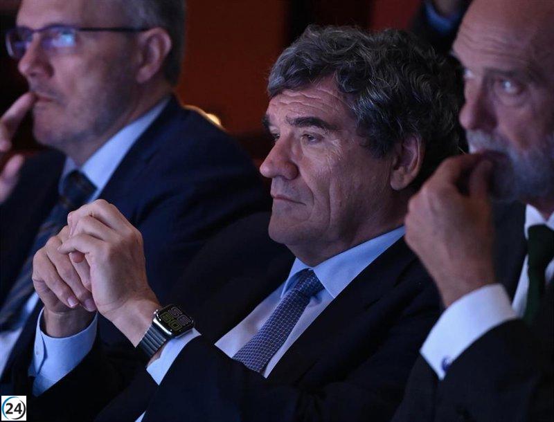 Escrivá insta a Europa a unirse frente a la incertidumbre global y fortalecer su industria de defensa.