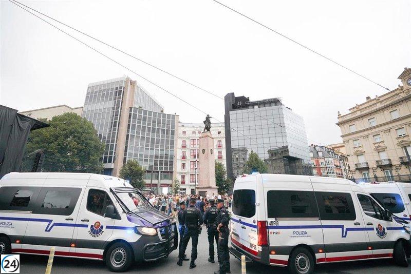 Detenciones en Bilbao: 24 arrestos durante la séptima noche de Aste Nagusia, entre ellos 4 por tocamientos y 1 por violencia de género.
