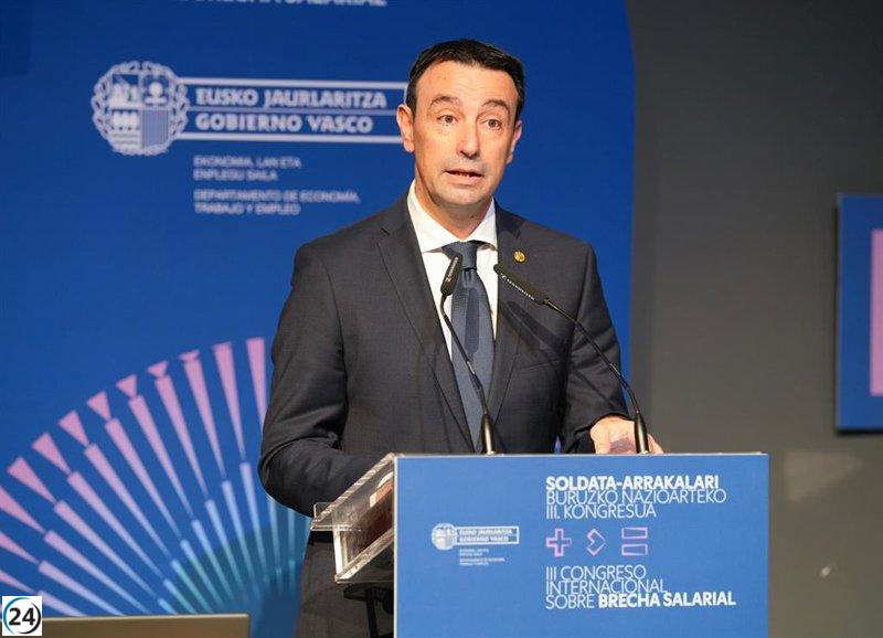 Torres espera alcanzar este miércoles un acuerdo sobre el traspaso de prestaciones y subsidios por desempleo a Euskadi.