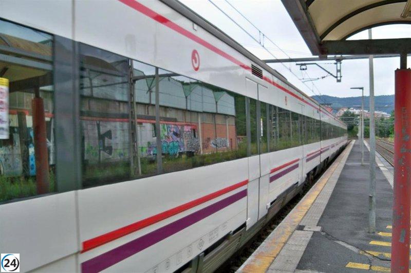 Cercanías sustituye servicios entre Barakaldo y Santurtzi por autobuses debido a un fallo en la catenaria.