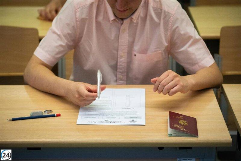 Multado con 500 euros en Bilbao por usar cámara móvil durante el examen de conducir.