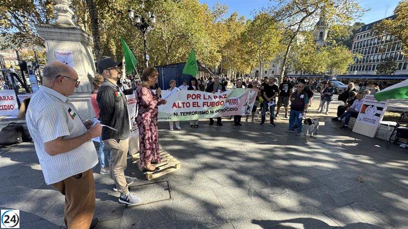 Paralelaguerra moviliza en Bilbao, Vitoria y San Sebastián por una paz justa en Palestina.