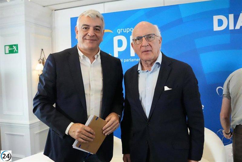 De Andrés (PP) sostiene que en Euskadi se enfrentan dos ideologías: la de Bildu y la del Partido Popular.