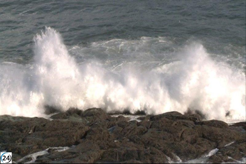 Euskadi declara alerta naranja por olas y aviso de viento fuerte este fin de semana.