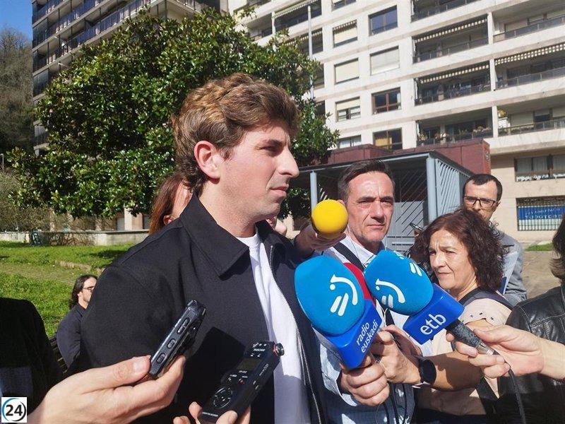 Insausti asegura que la falta de impuesto turístico en Bilbao no afectará, ya que los visitantes siempre regresan a Donostia.