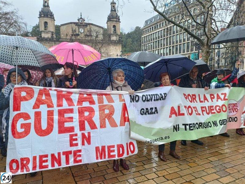 Miles se movilizan en contra de la guerra y claman por la paz en Medio Oriente.