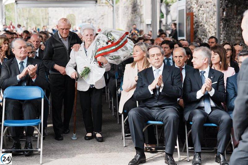 Gernika honra a víctimas del bombardeo en su 86 aniversario.