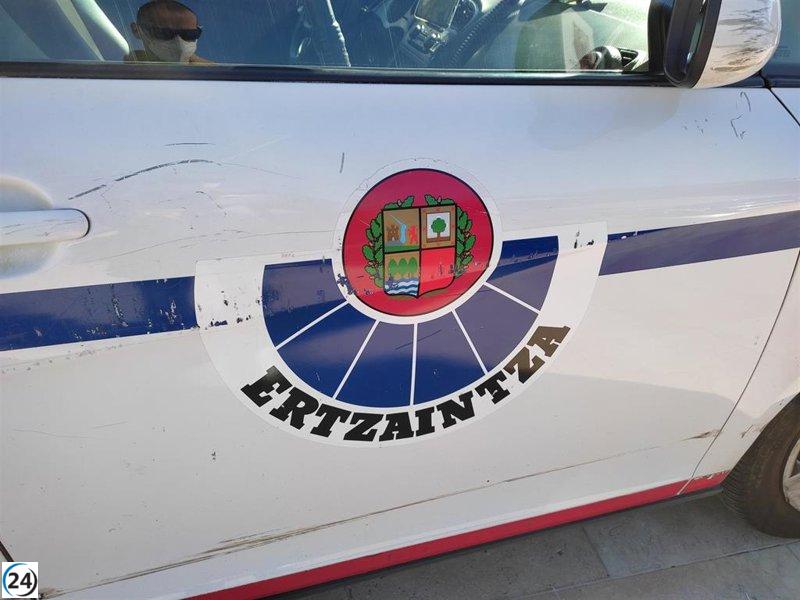 Detenido en Bilbao por maltratar y retener a su pareja y sus dos hijos menores en casa.
