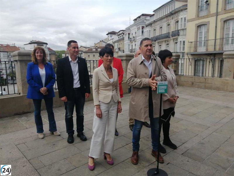 Otegi defiende a EH Bildu como opción frente a los partidos tradicionales.