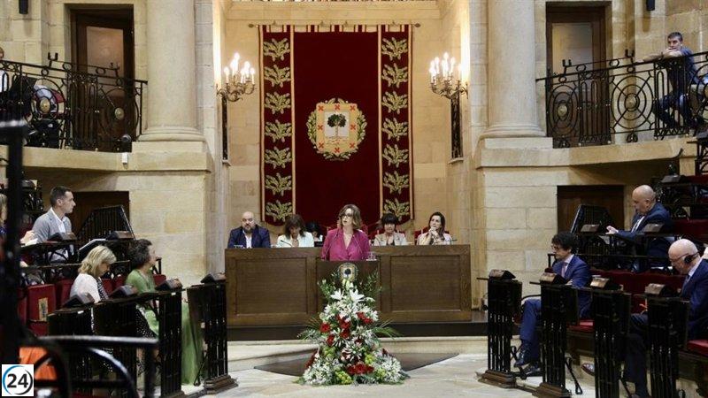 Elixabete Etxanobe, primera mujer en liderar Diputación de Bizkaia con apoyo PNV y PSE.