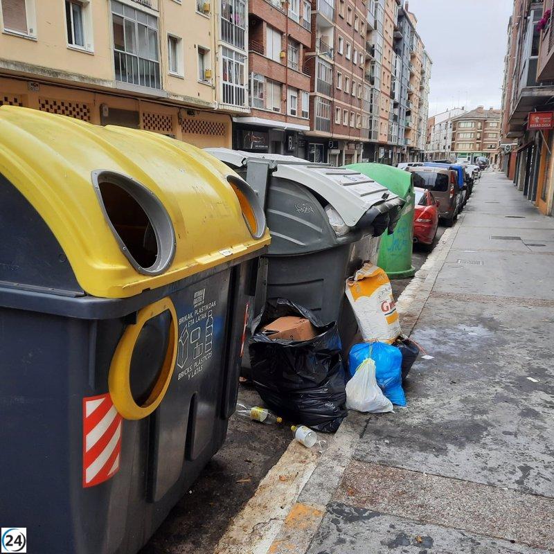 Vitoria-Gasteiz busca mantener la limpieza sancionando a quienes abandonen basura fuera de los contenedores.