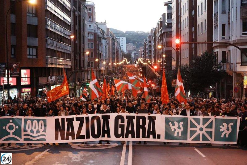 EH Bildu defiende la independencia vasca y promete liderar hacia la emancipación