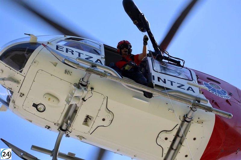 Ciclista de montaña rescatado tras accidente en Zaldibar gracias a operativo helicóptero