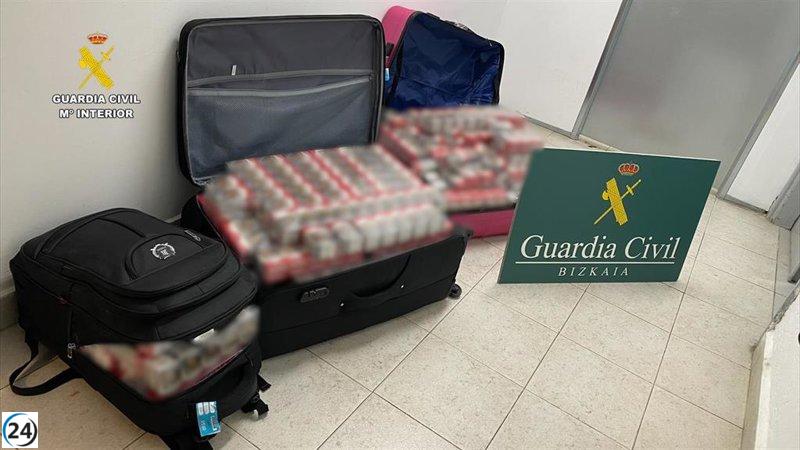 Descubren 1.898 cajetillas de tabaco ilegal en un autobús de la estación Intermodal de Bilbao
