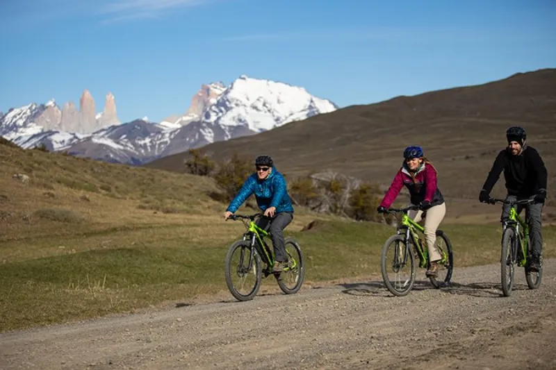 Descubre los paisajes más impresionantes en bicicleta